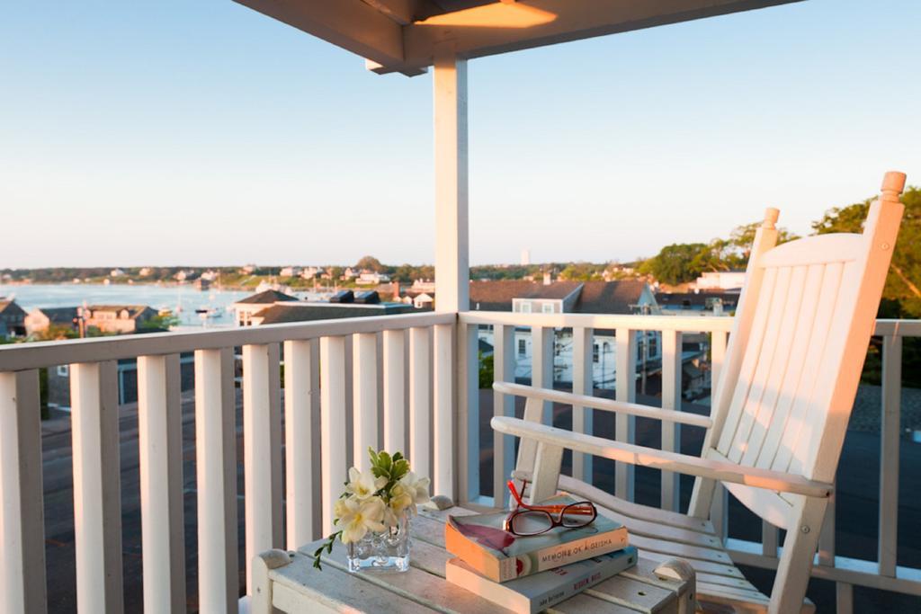 Vineyard Square Hotel And Suites Edgartown Esterno foto