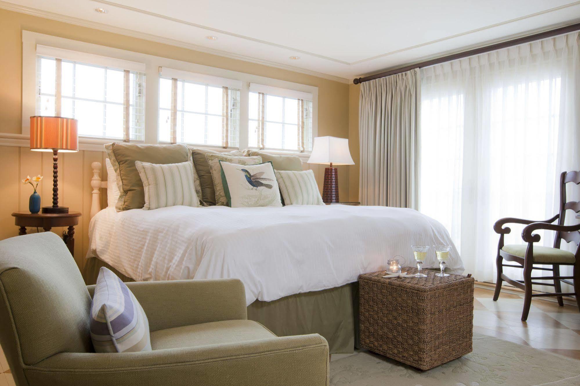 Vineyard Square Hotel And Suites Edgartown Esterno foto